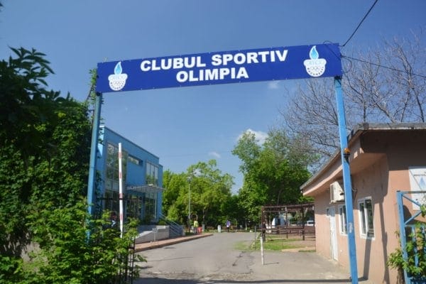 Panou intrarea Olimpia